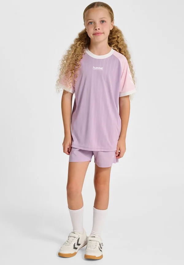 Полосатая спортивная футболка Hummel, Lavender Mist