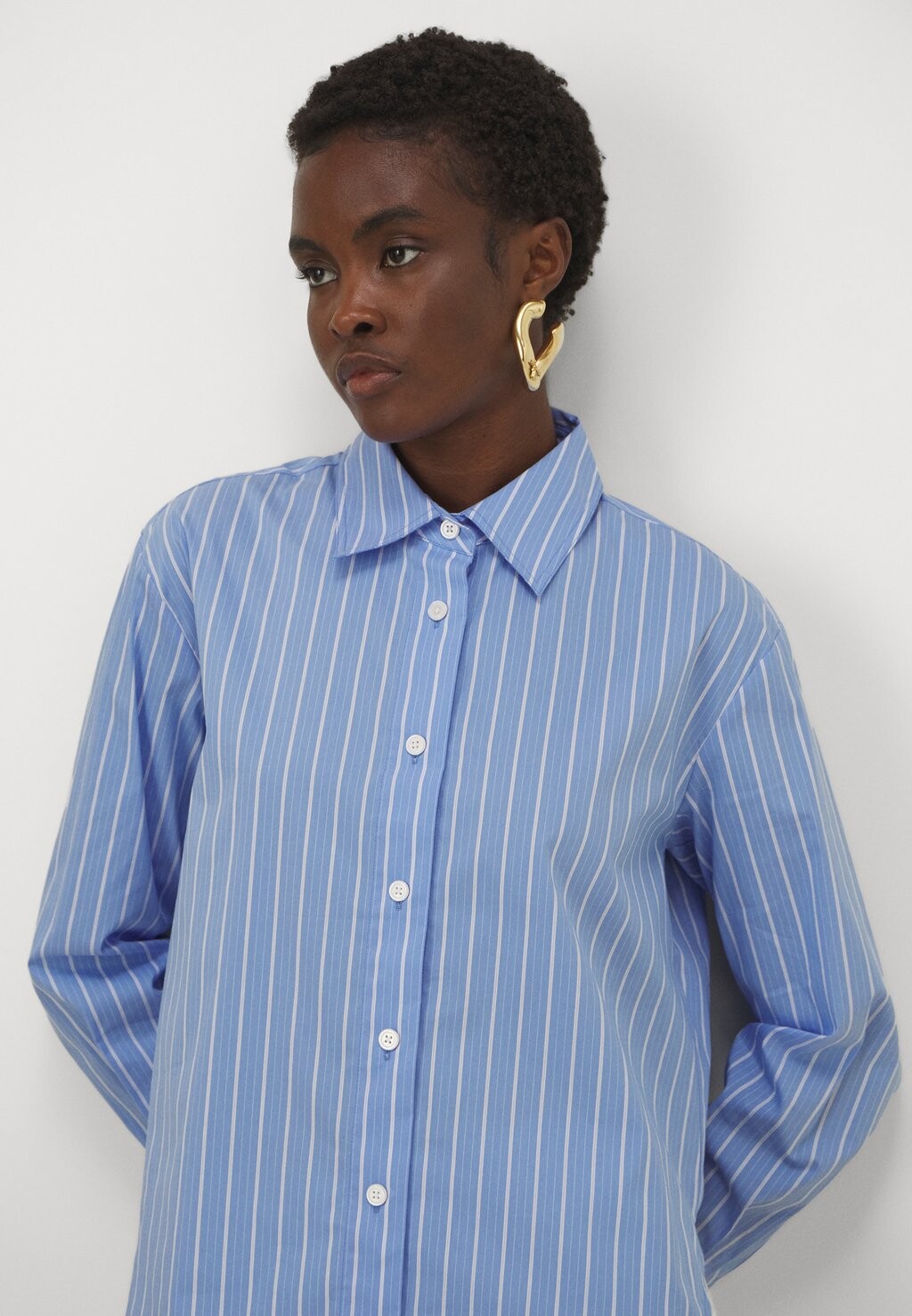 

Рубашка-блузка LONG SLEEVE WITH DKNY, черный