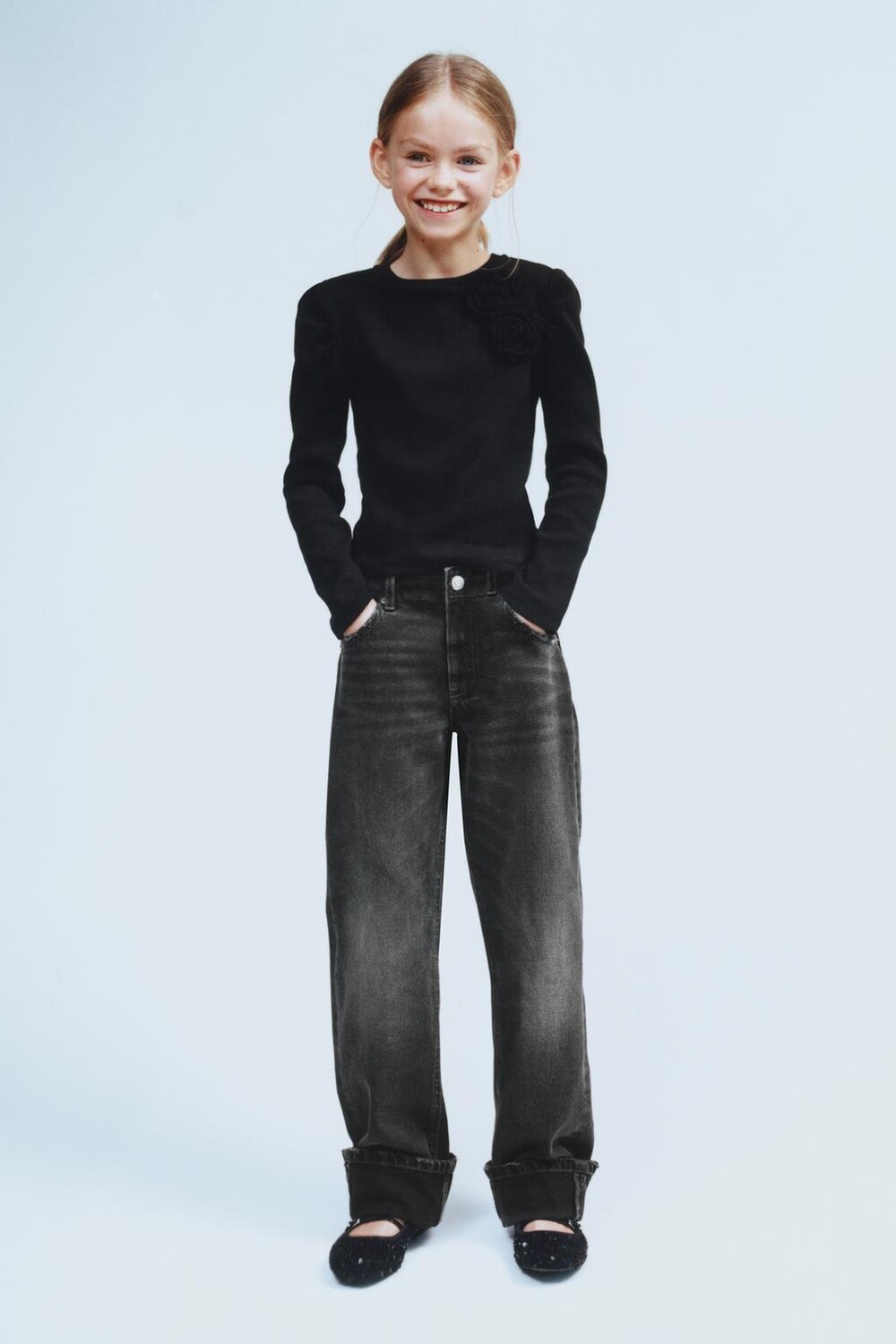 

Футболка с цветочным рисунком в рубчик ZARA, черный