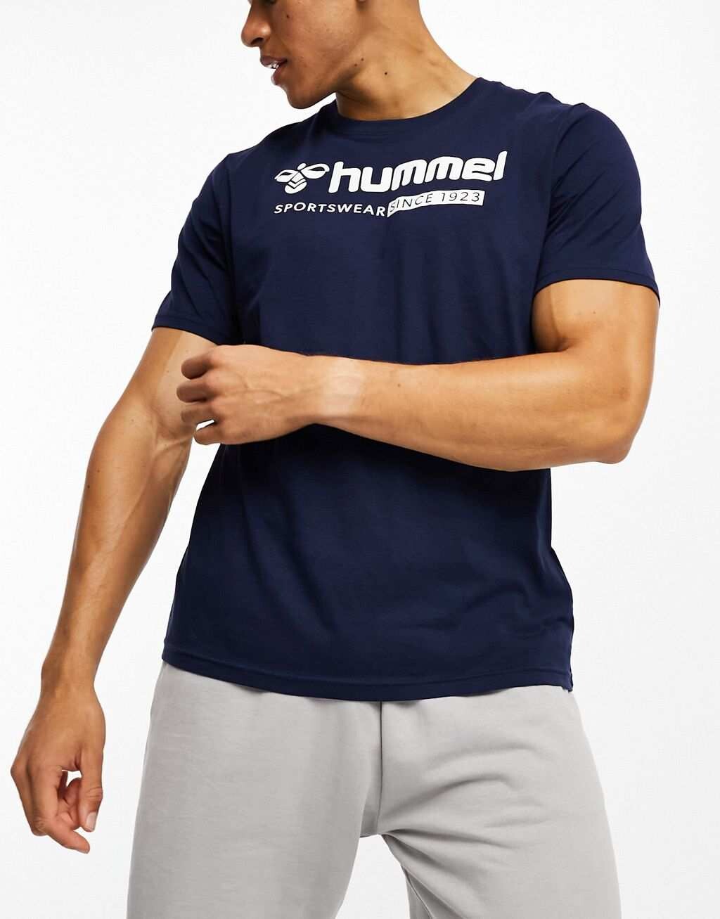 

Синяя футболка классического кроя с объемным логотипом Hummel, Синий, Синяя футболка классического кроя с объемным логотипом Hummel