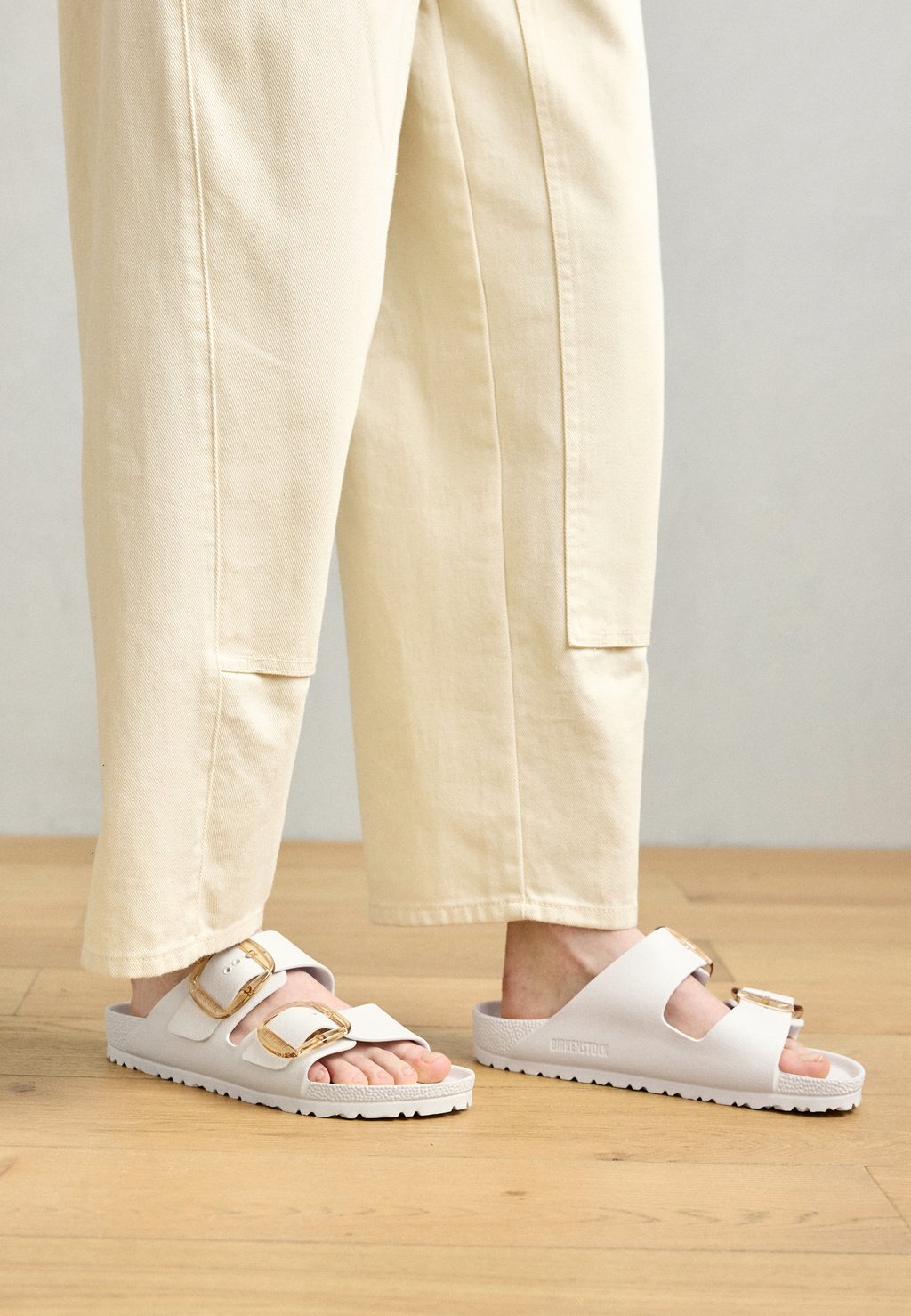 Сандалии ARIZONA BIG BUCKLE EVA NARROW Birkenstock, кремовый — фото 2