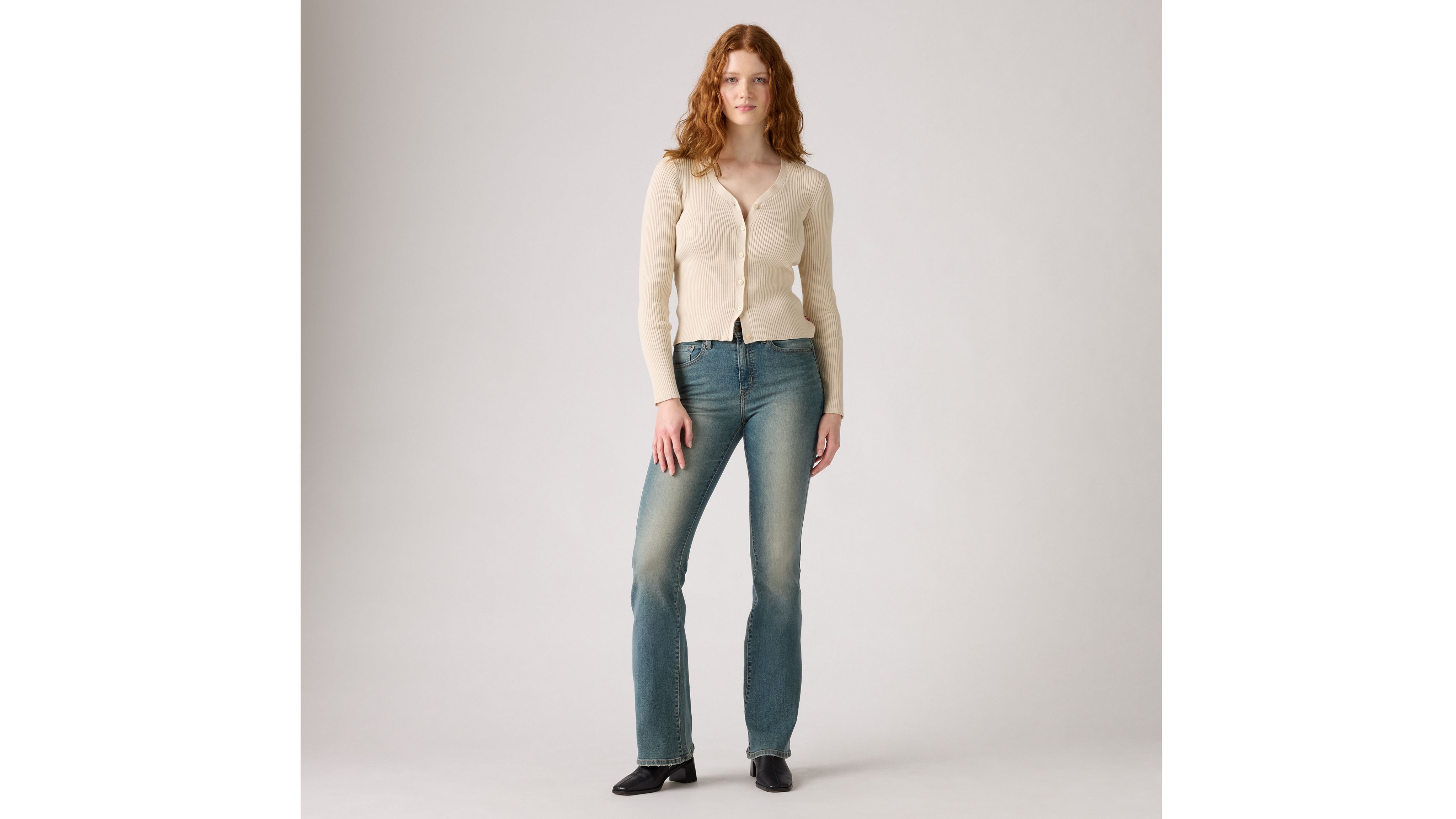 Женские джинсы-клеш с высокой талией 726 Levi's, Space Odyssey - Medium Wash — фото 2