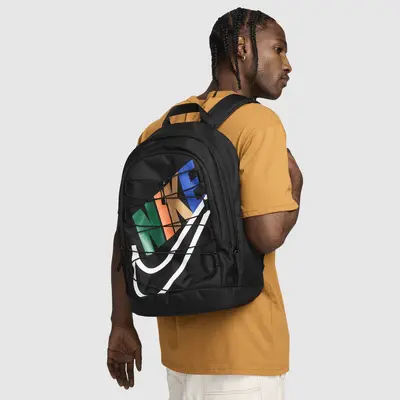 

Рюкзак Nike Hayward Backpack (26л), черный/белый