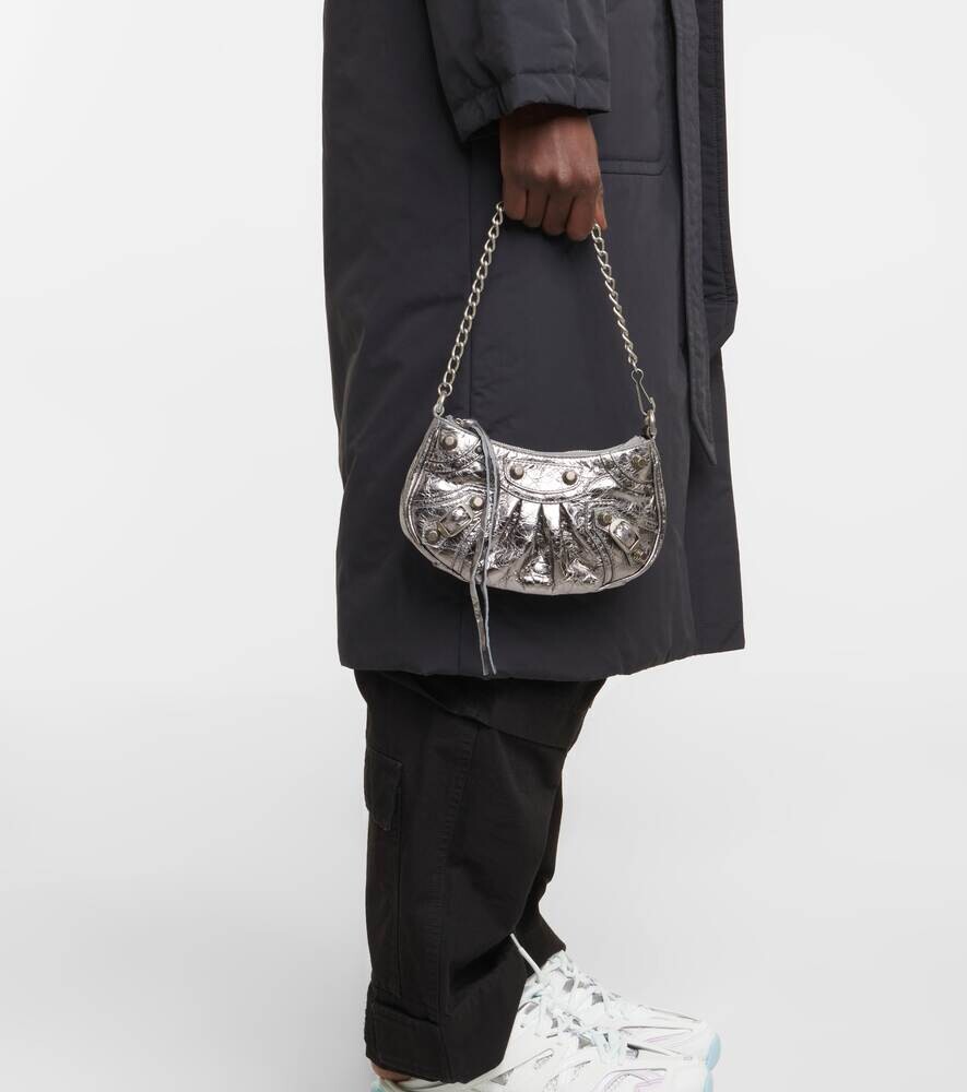 Кожаная сумка через плечо Le Cagole Mini Balenciaga, серебряный — фото 2