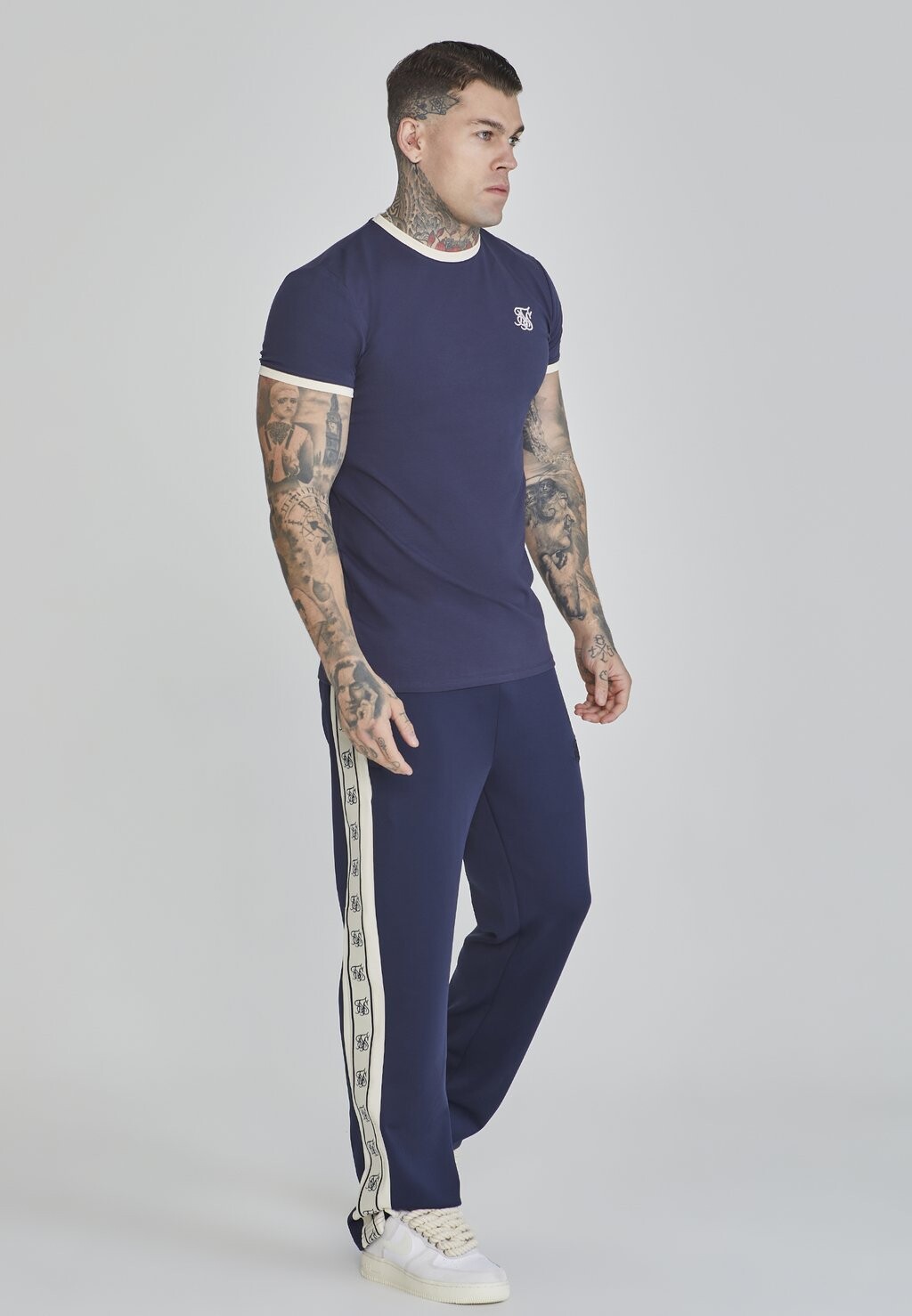 

Базовая футболка SIKSILK, темно-синяя