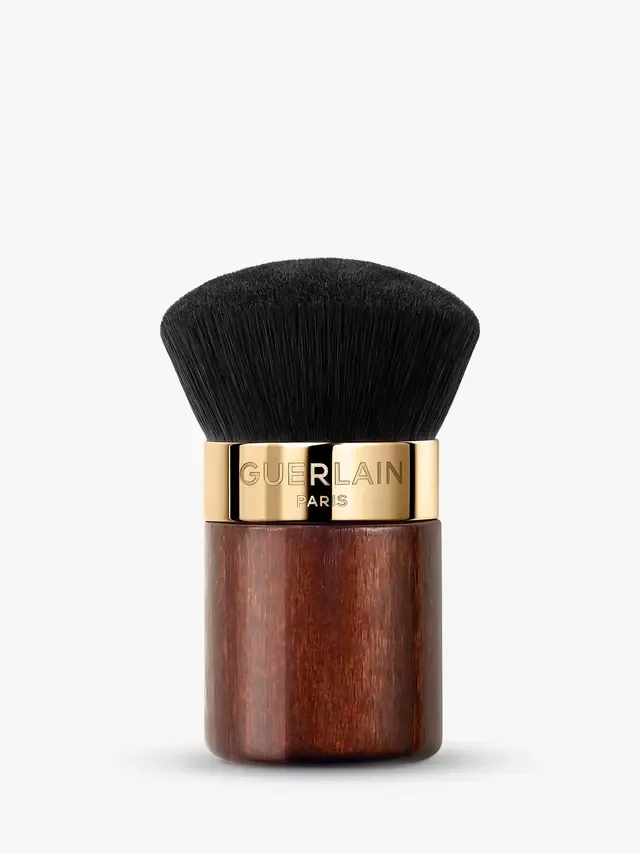 Кисть для макияжа Кабуки Guerlain