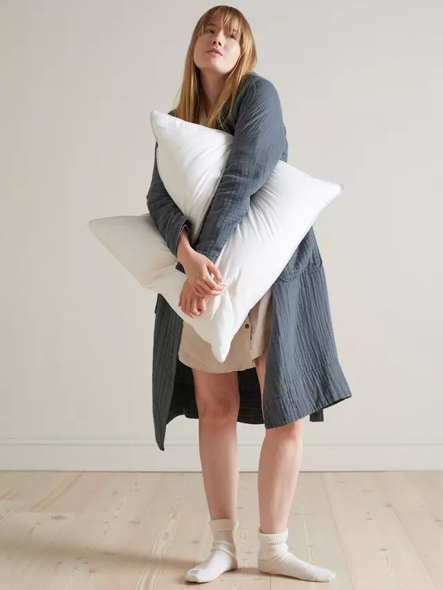 

Подушка Bedfolk Feather & Down Square, цвет soft/medium