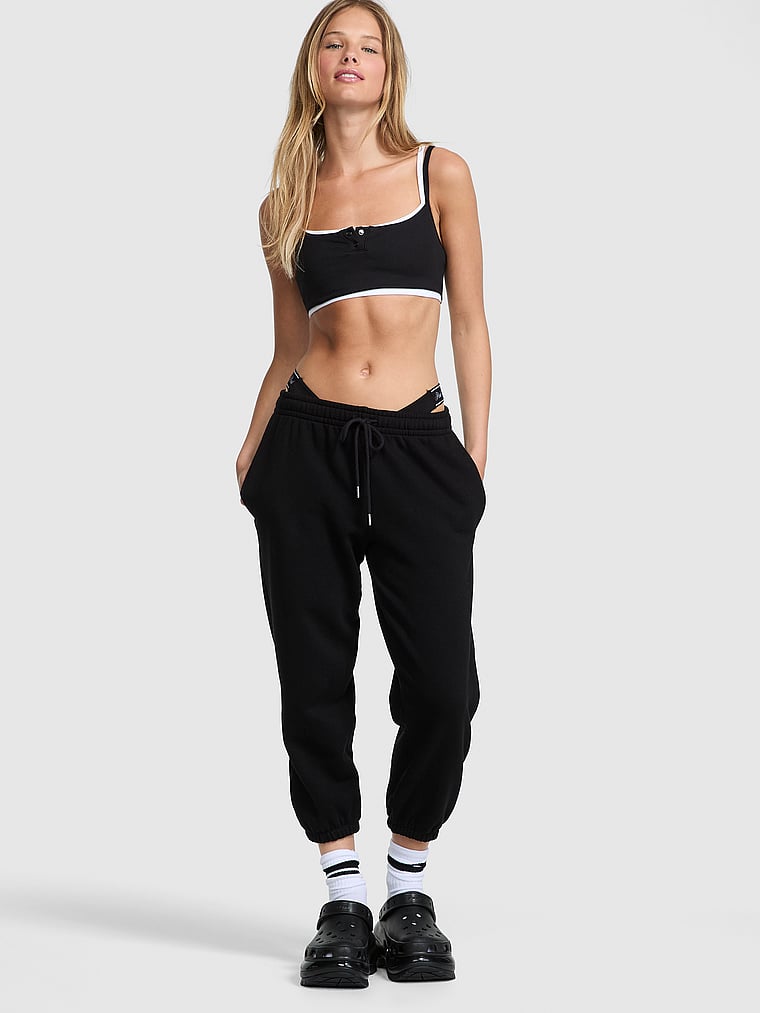

Спортивные брюки-капри из флиса Ivy Pink, черный