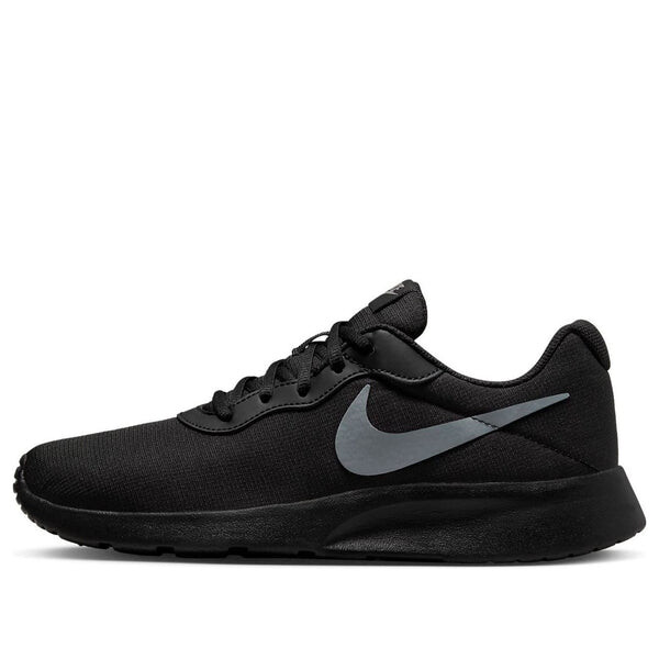 

Кроссовки tanjun refine Nike, черный