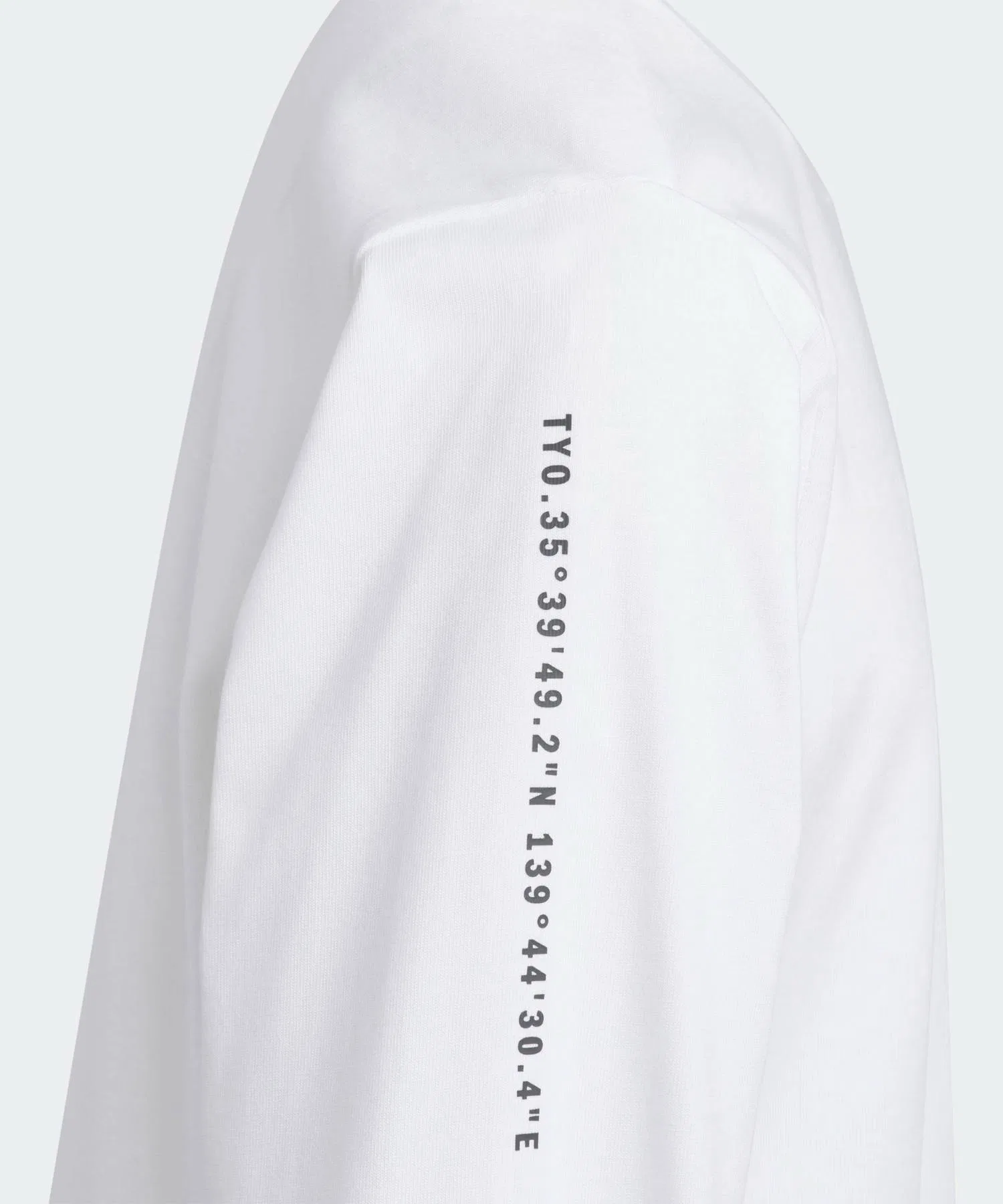 Детская футболка adidas Brand Love Loose Fit — фото 4