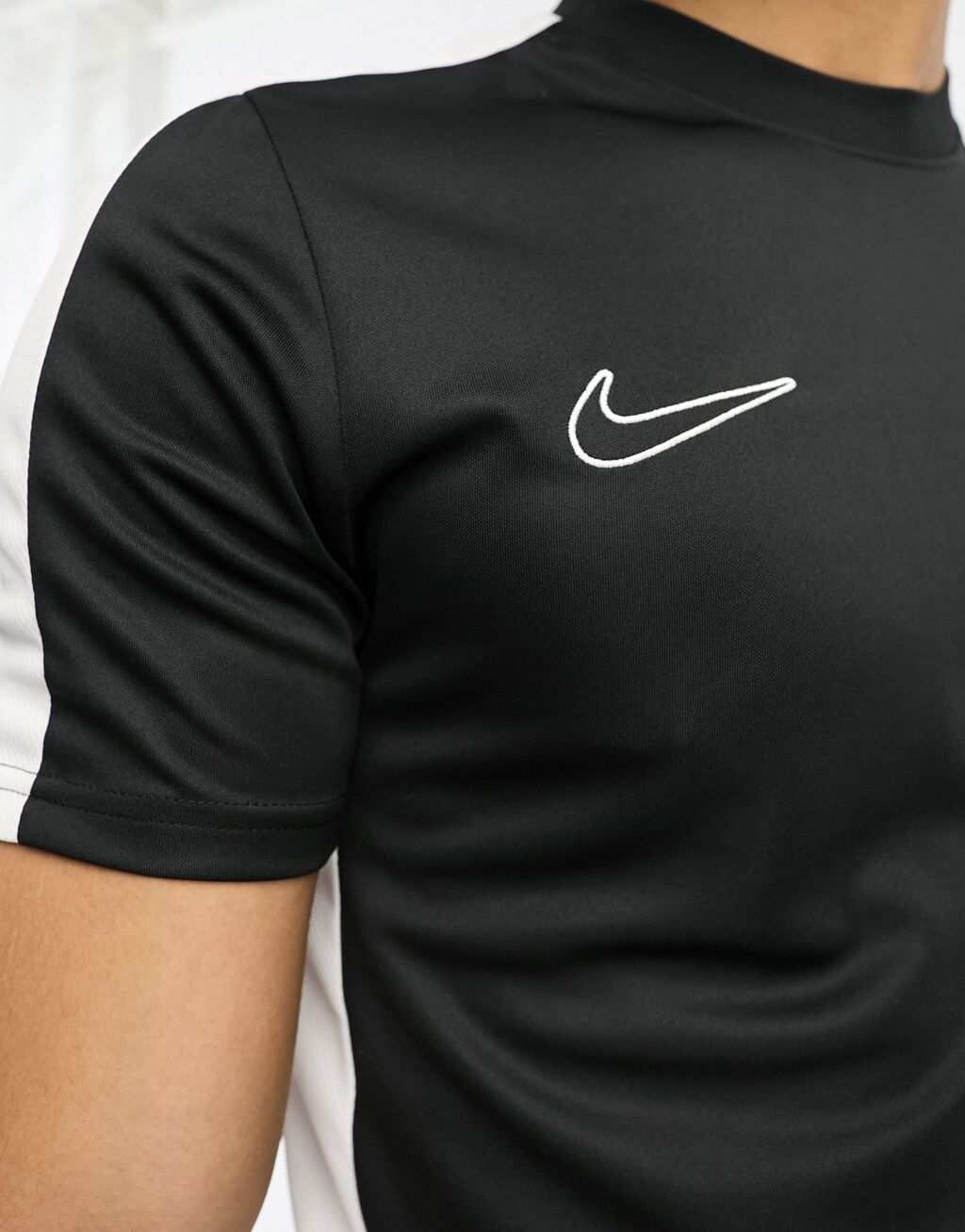 Темно-синие шорты со вставками Nike Football Academy Dri-FIT — фото 2