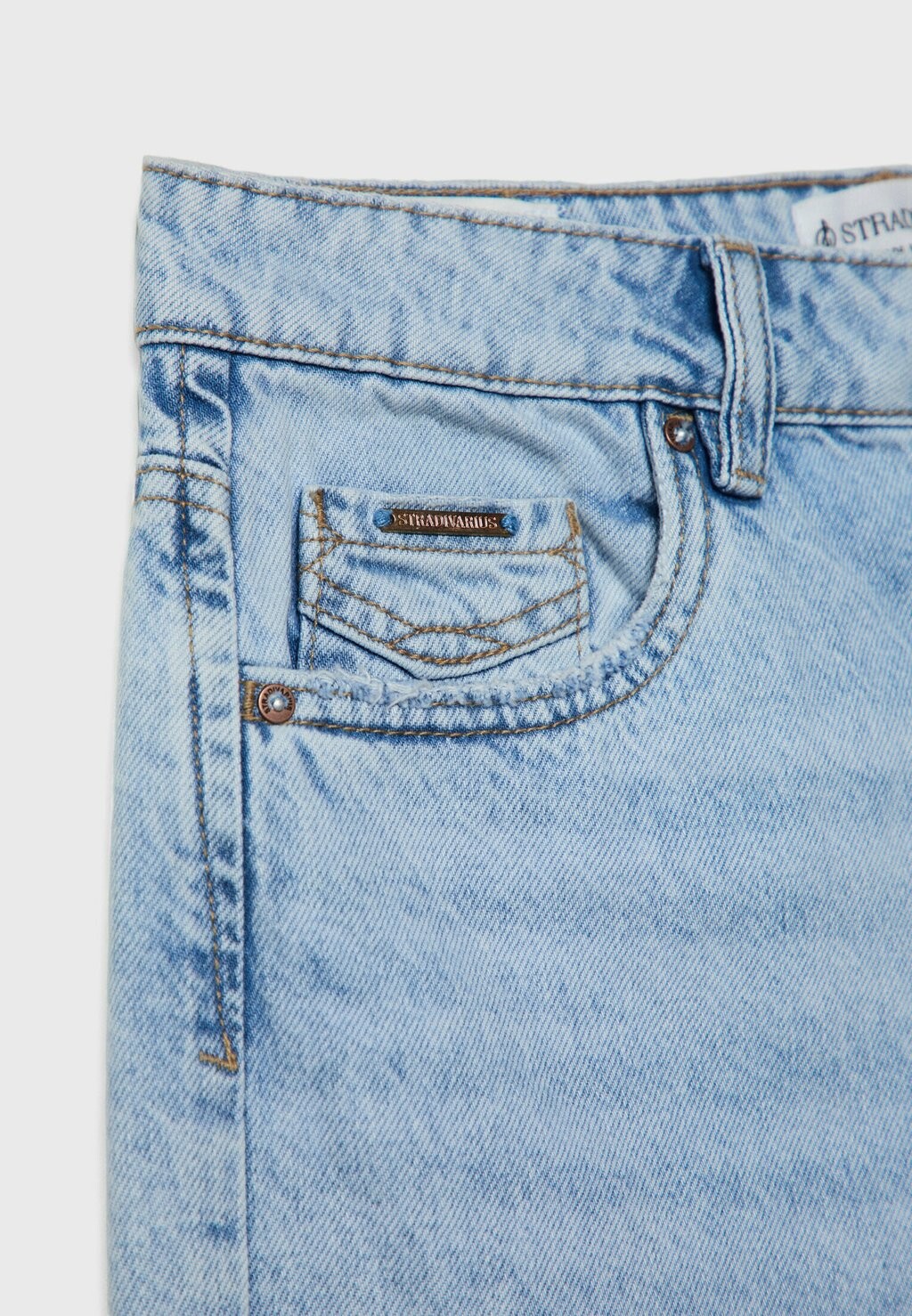 

Джинсы свободного кроя Stradivarius, цвет Raw Denim