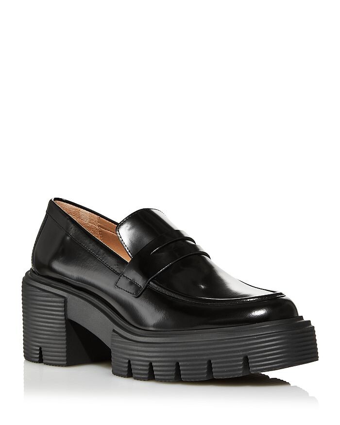 

Женские лоферы Soho Stuart Weitzman