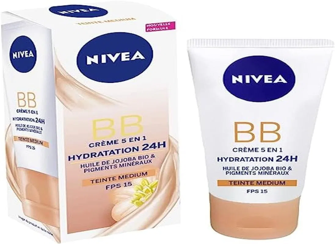 BB-крем NIVEA Essentials 24h увлажняющий и осветляющий, светлый тон, SPF 15, 50 мл Nivea