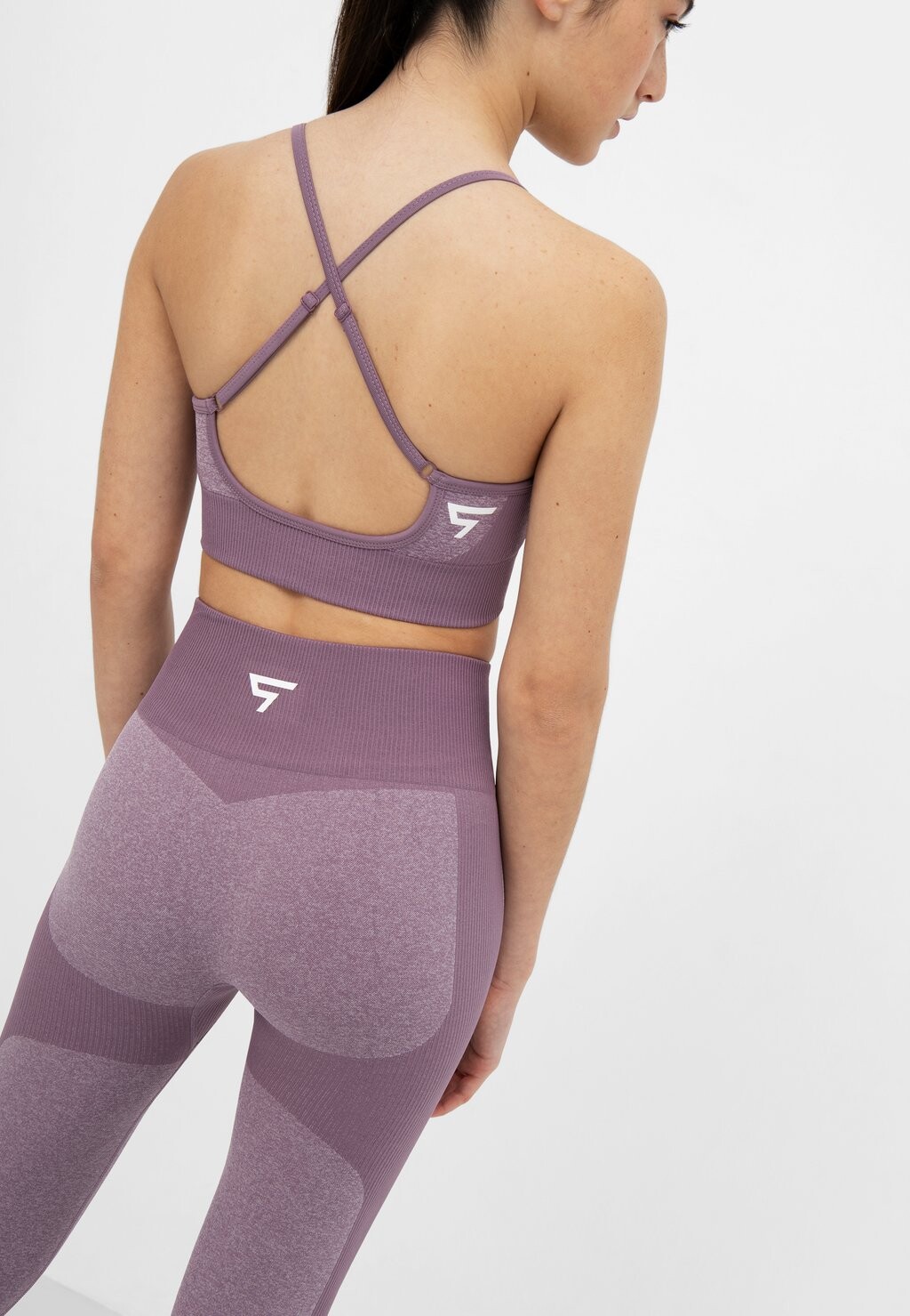 

Легкая поддержка спортивного бюстгальтера STRONG SQUATPROOF, фиолетовый