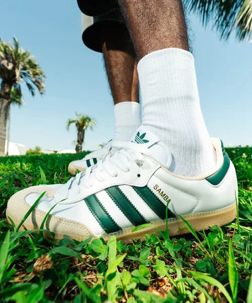 Мужские кроссовки adidas Samba OG из кожи белые с зелёным