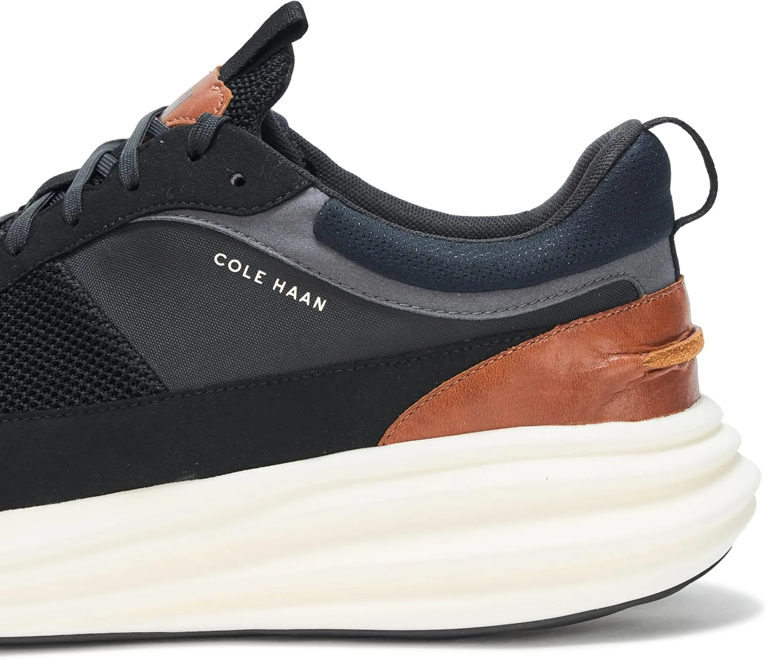Мужские беговые кроссовки Cole Haan Originalgrand Quadstreak, черный/коричневый/слоновая кость — фото 4
