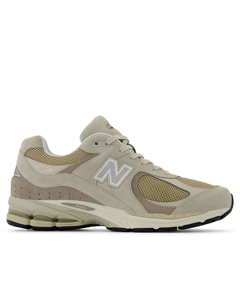 Кроссовки New Balance 2002r на верфи