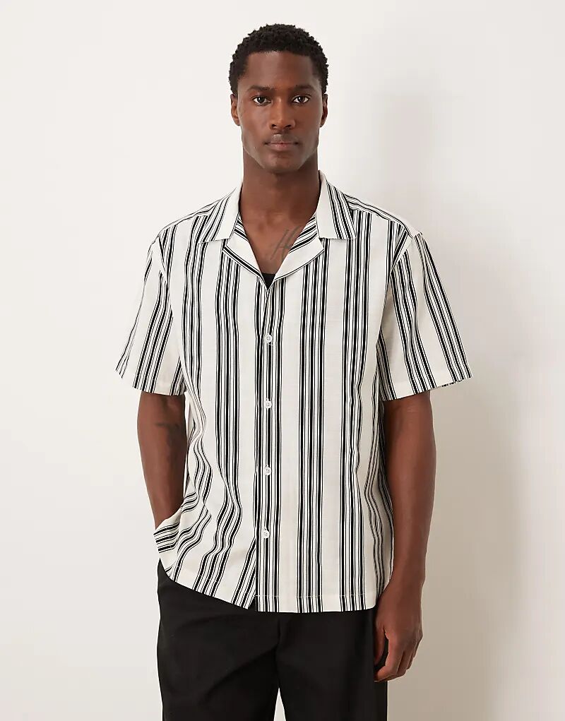 

Свободная рубашка ASOS DESIGN Revere в бежево-черную полоску