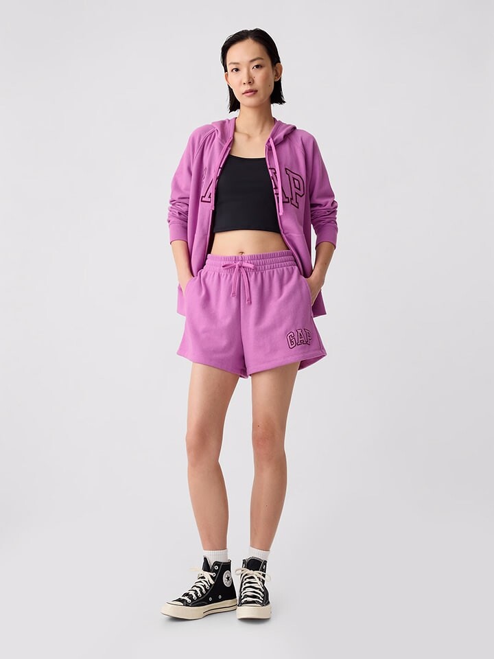

Шорты GAP, фиолетовый