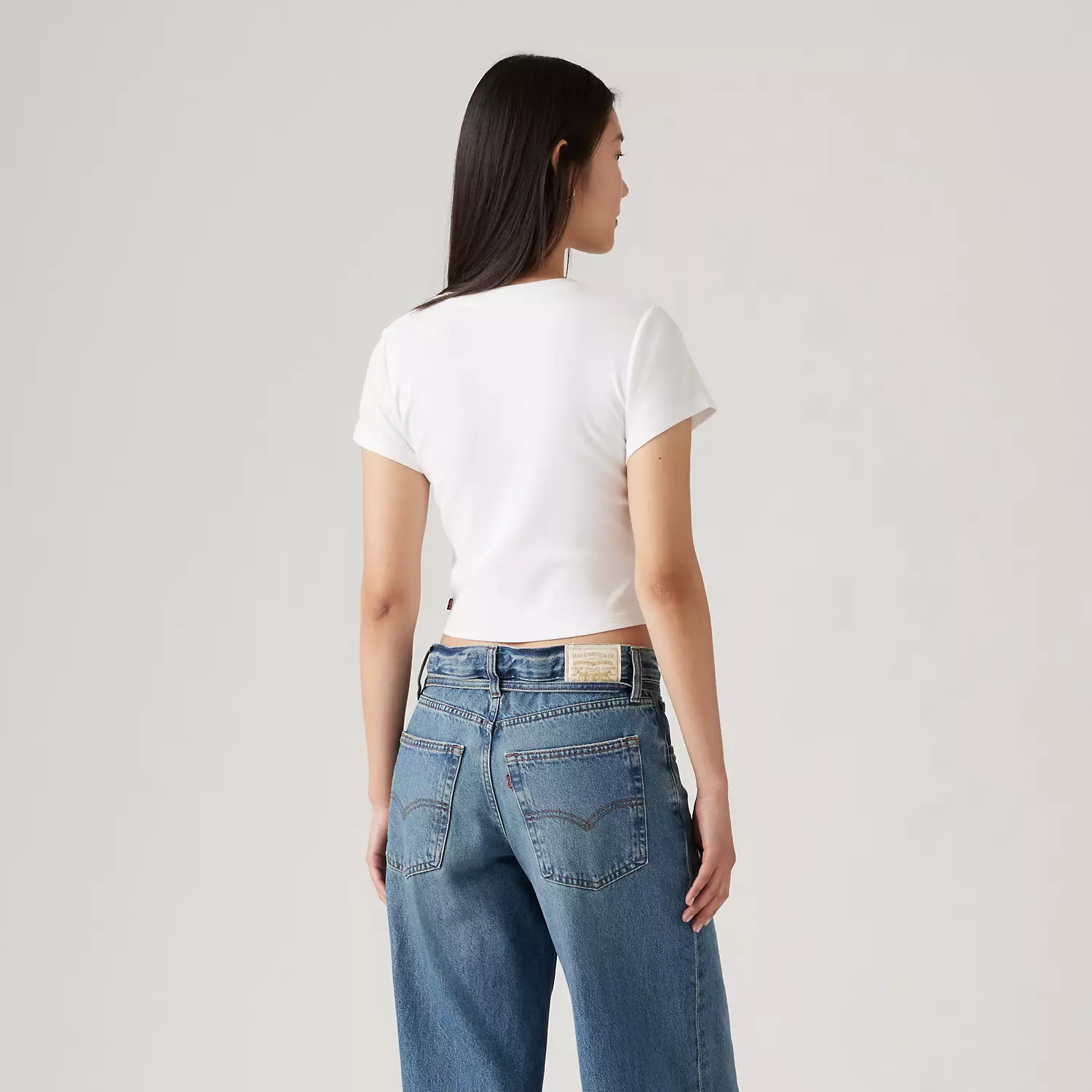 Спортивная футболка с графическим принтом Levi's, белый — фото 3