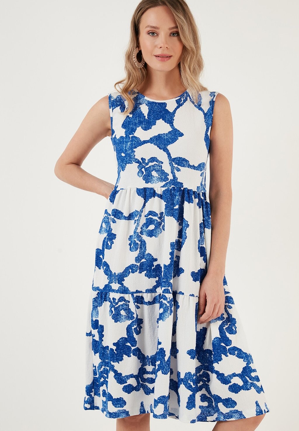 

Дневное платье Regular Fit LELA, экрю синий