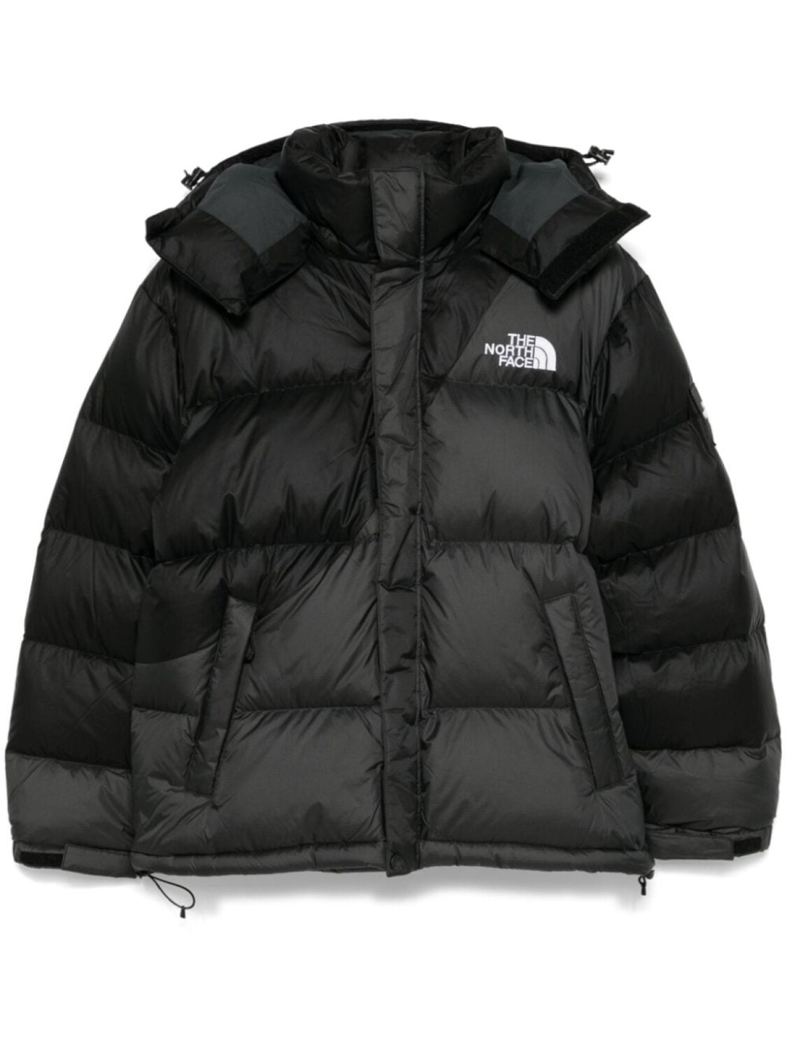

The North Face пуховик из коллаборации с Yinka Ilori, черный