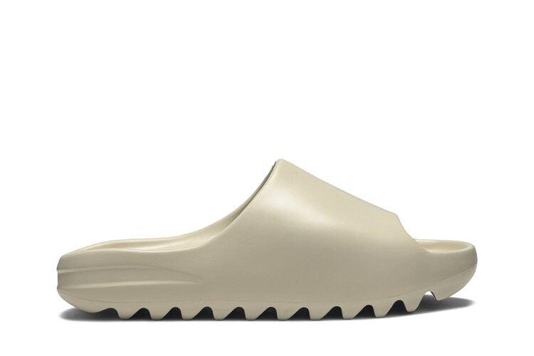 

Кроссовки Adidas Yeezy Slides, белый