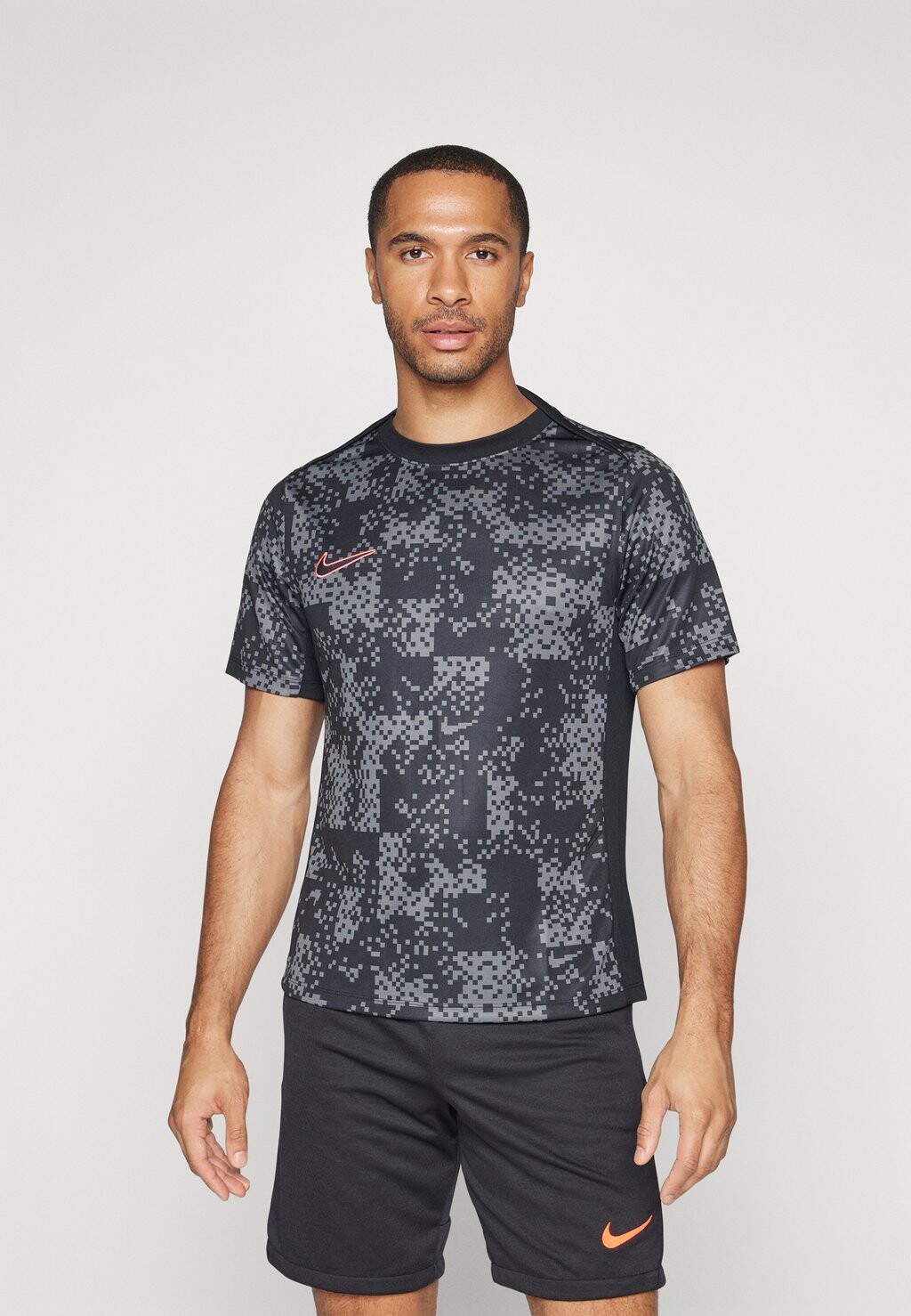 

Спортивная футболка Academy Top Nike, серый