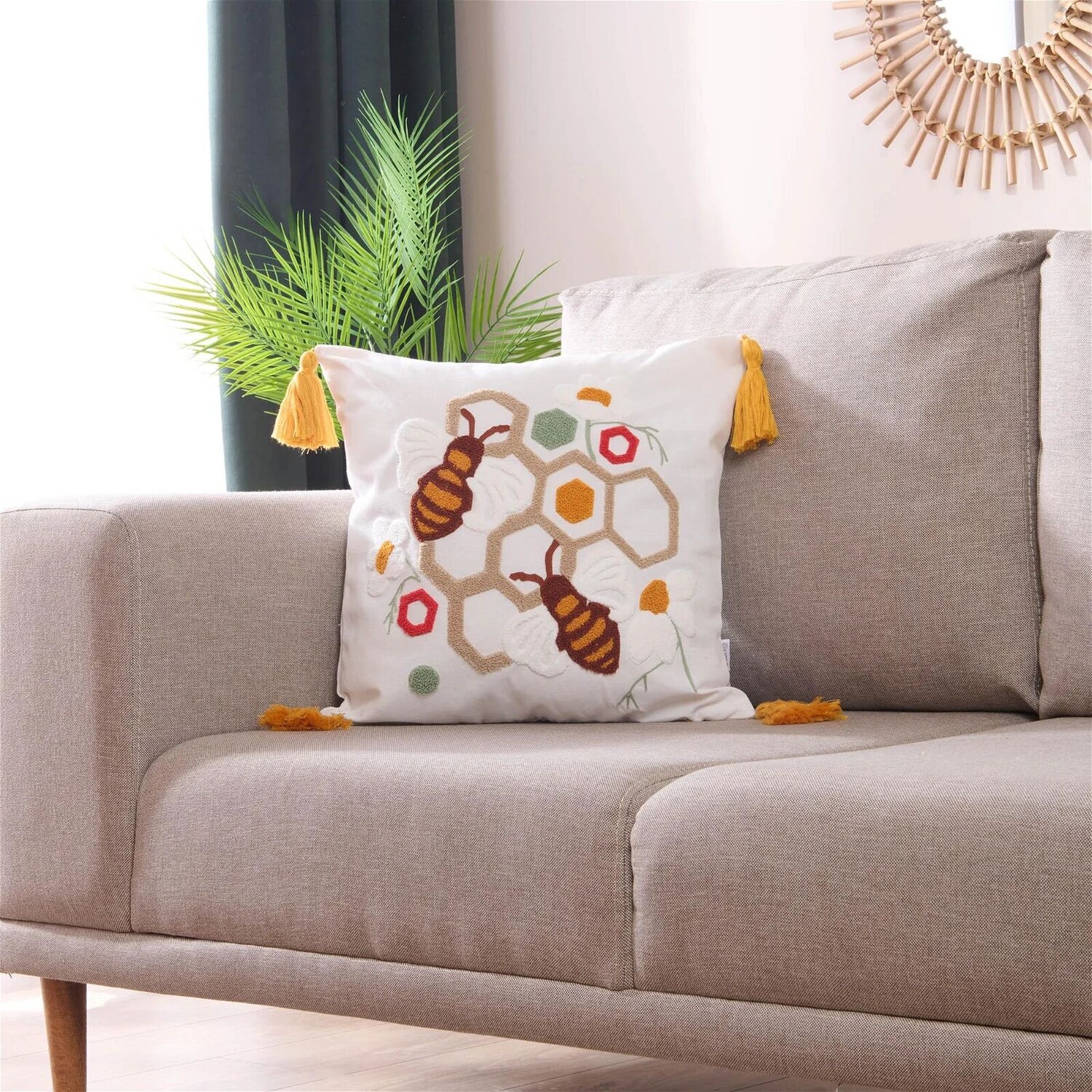 

Подушка Evidea Soft Bee Punch — Плитка — 45x45 см