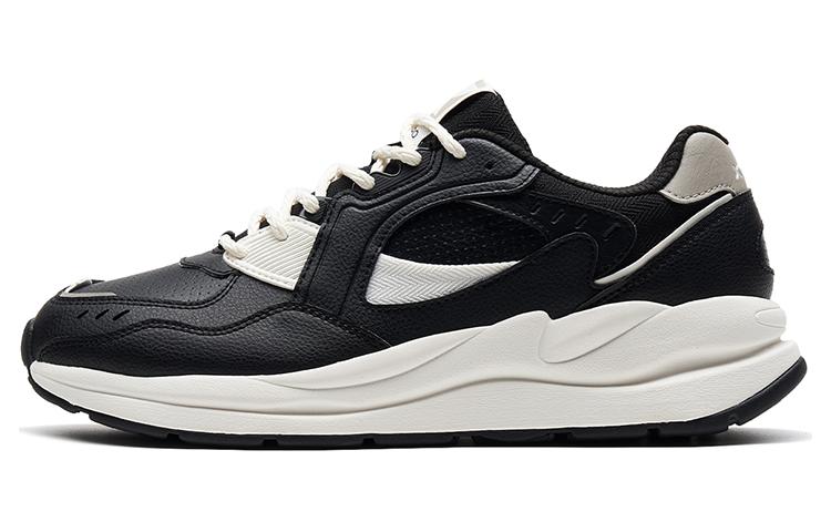 

Скользоустойчивые износостойкие мужские повседневные кеды низкие XTEP черный белый