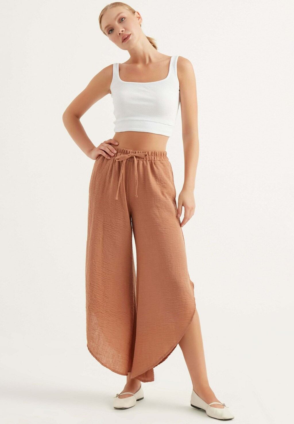 

Брюки ELASTIC WAIST WIDE LEG Herita, цвет brown