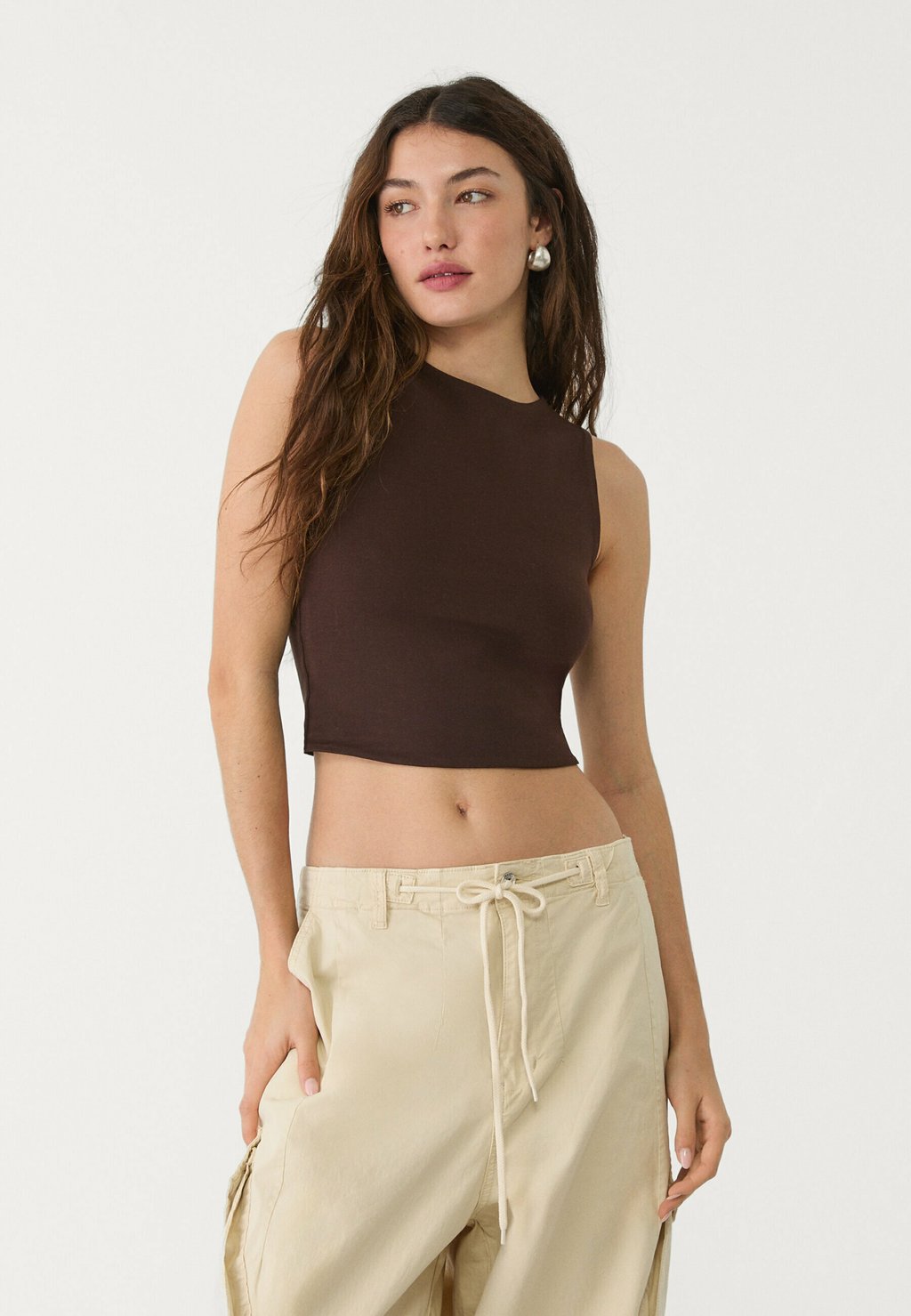 

Топ ÄRMELLOSES Stradivarius, темно-коричневый