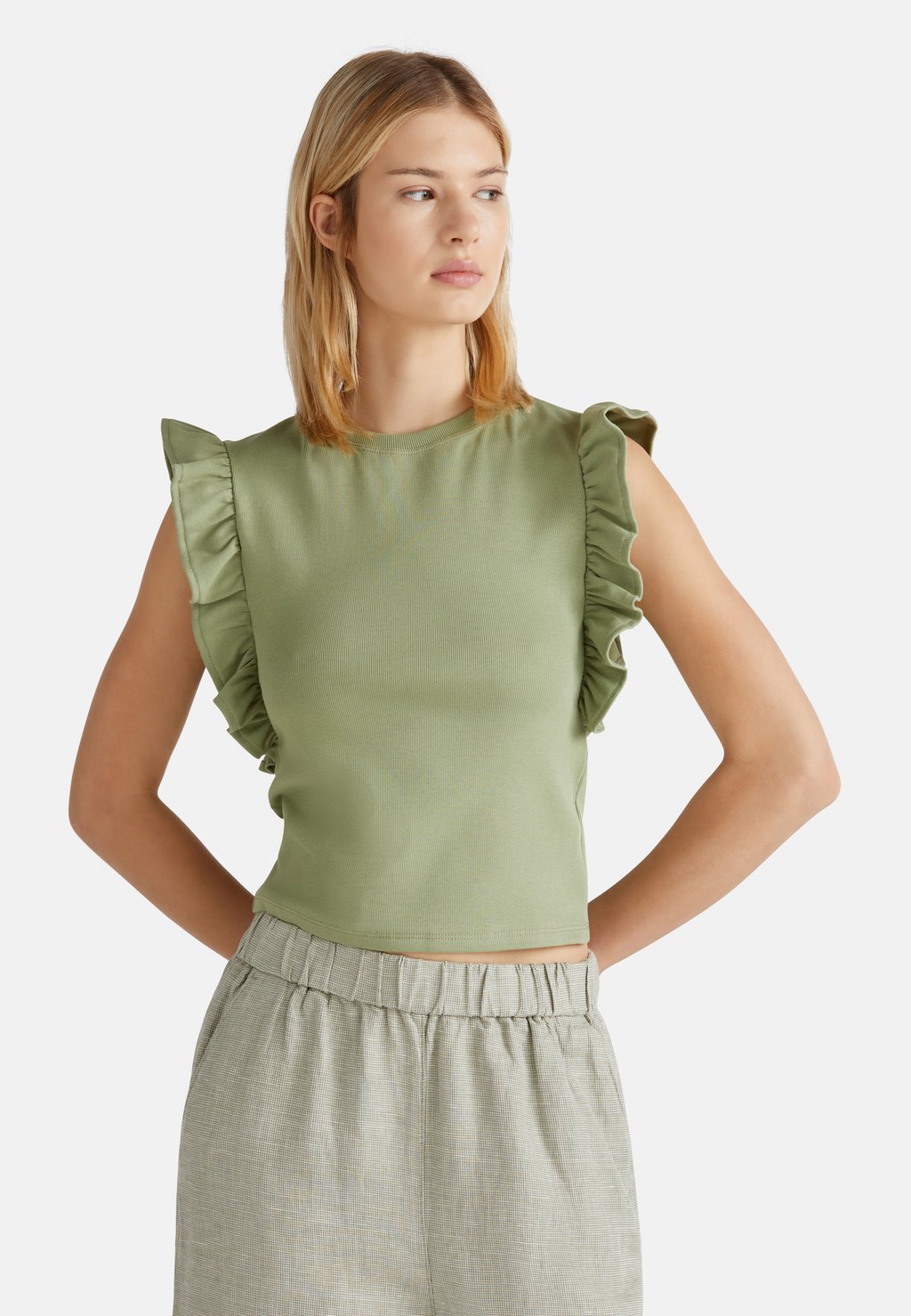 

Футболка с принтом SLIM FIT WITH ROUCHES United Colors of Benetton, зеленый