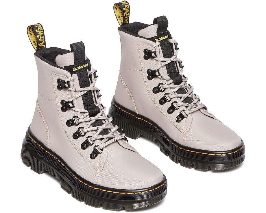 

Ботинки Dr. Martens Combs W, цвет Vintage Taupe