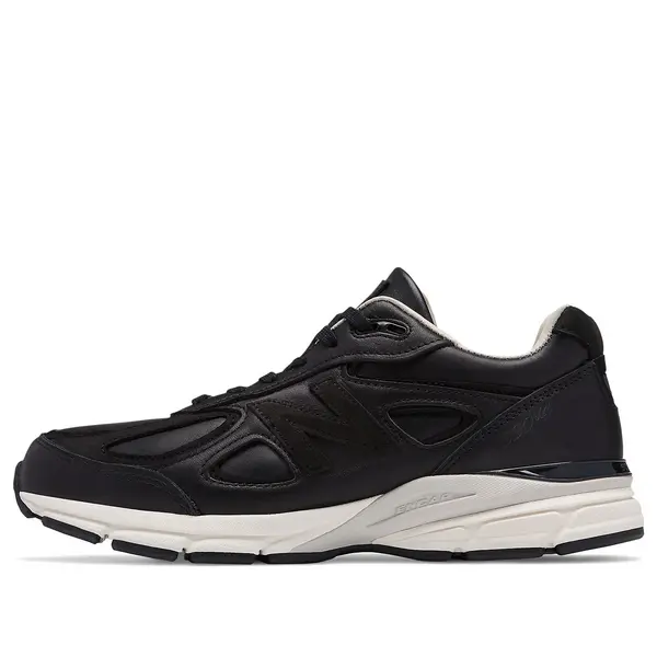 

Кроссовки 990v4 сделано в США New Balance, черный