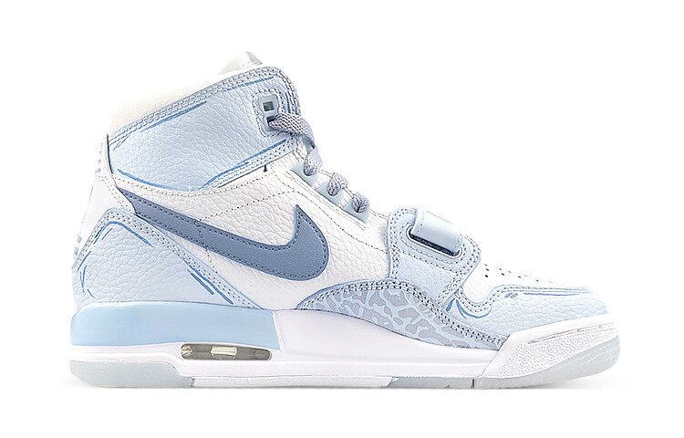 

Женские баскетбольные кроссовки Jordan Legacy 312 Vintage, White