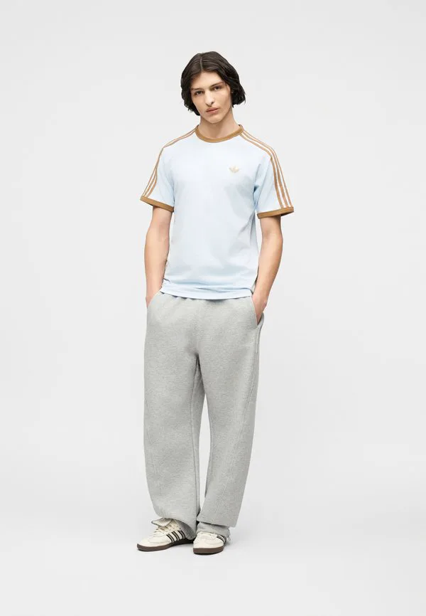 Футболка унисекс с принтом Adidas Originals, Crystal Sky — фото 3