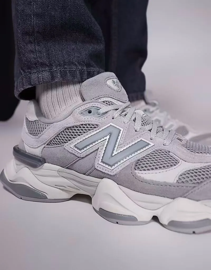 Кроссовки New Balance 9060 унисекс серого цвета — фото 3