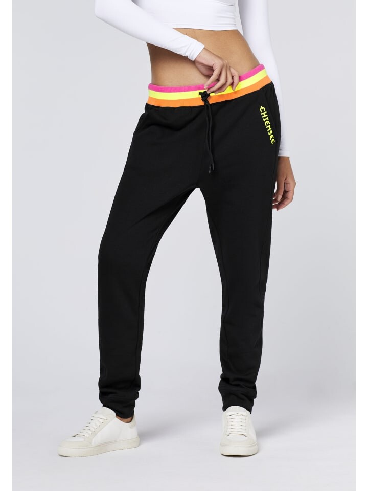 

Спортивные штаны Chiemsee Jogginghose, черный