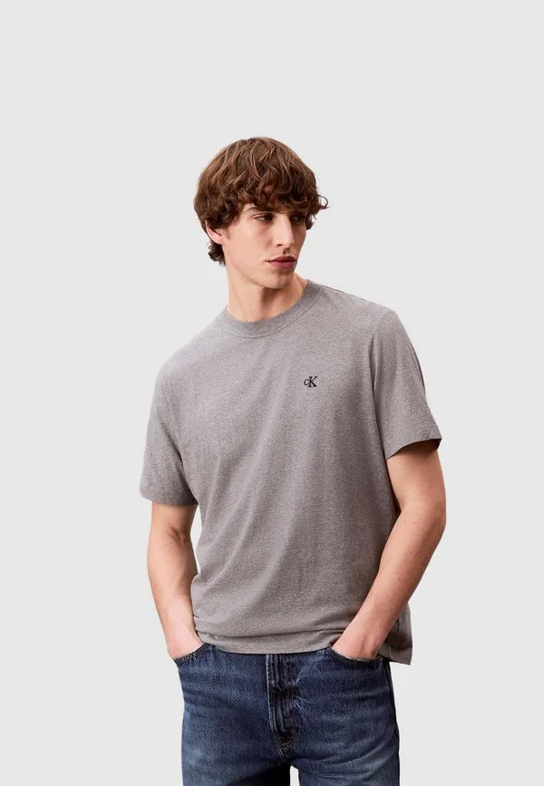 Простая футболка с монограммой ss Calvin Klein, Med Grey Htr