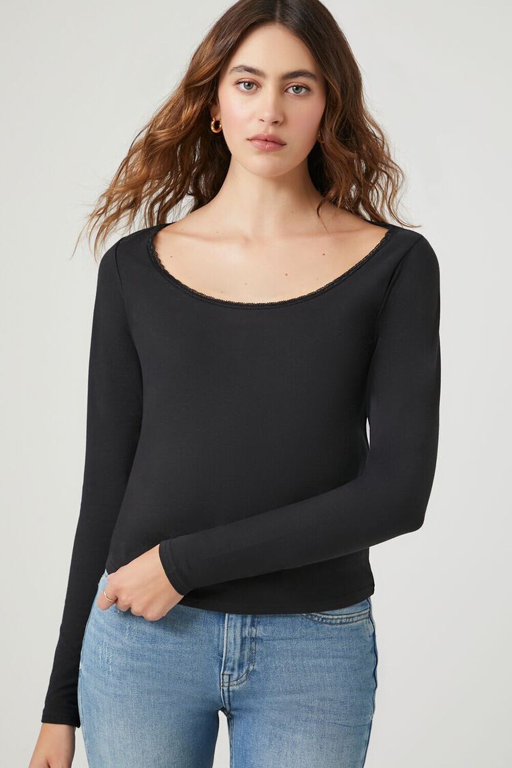 

Топ с длинными рукавами и кружевной отделкой Forever 21, черный