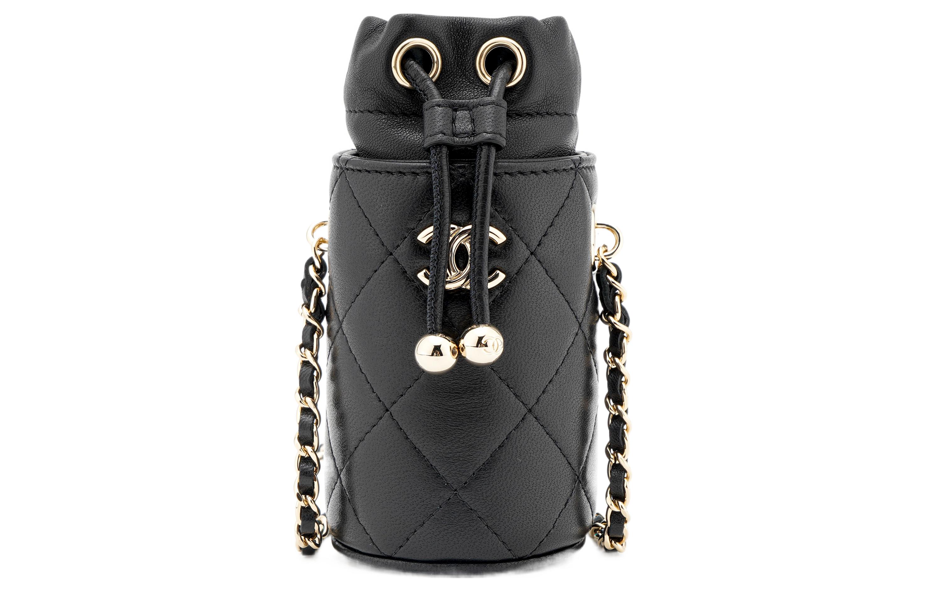 Кожаная сумка-ведро мини на пояс черная CHANEL — фото 2