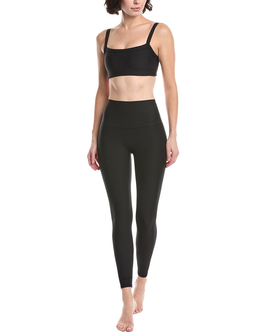 

Комплект из двух предметов: бюстгальтер и леггинсы Phat Buddha, черный