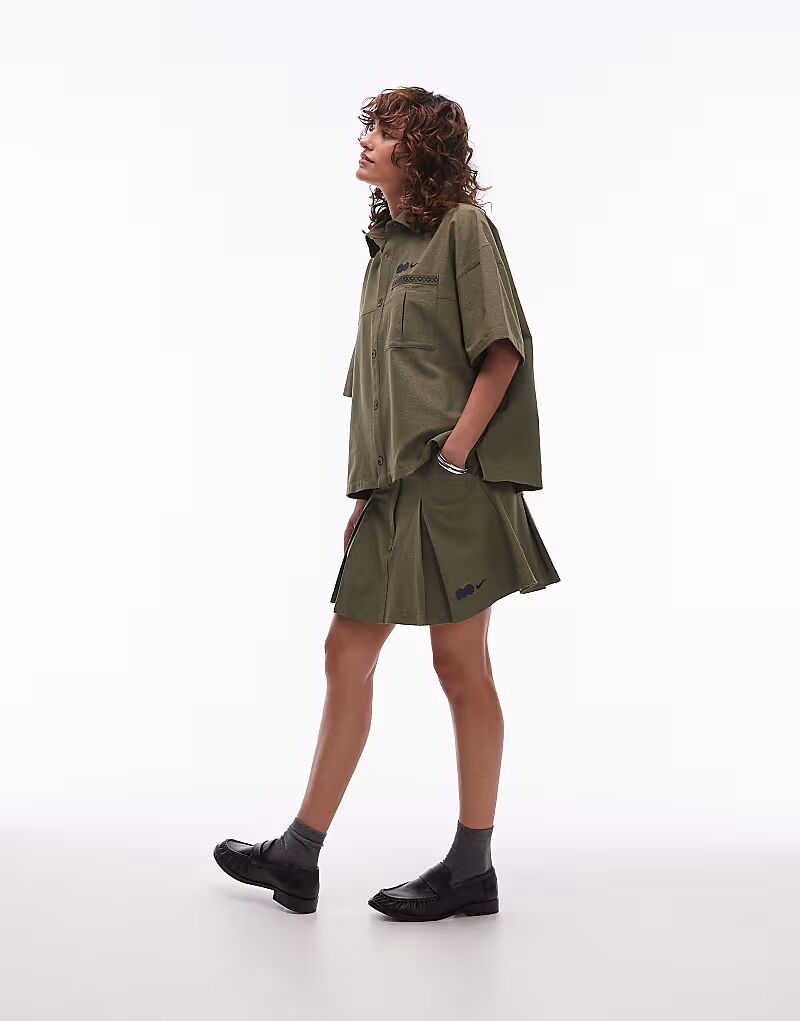 

Мини-юбка Nike NSW Naomi Osaka цвета хаки