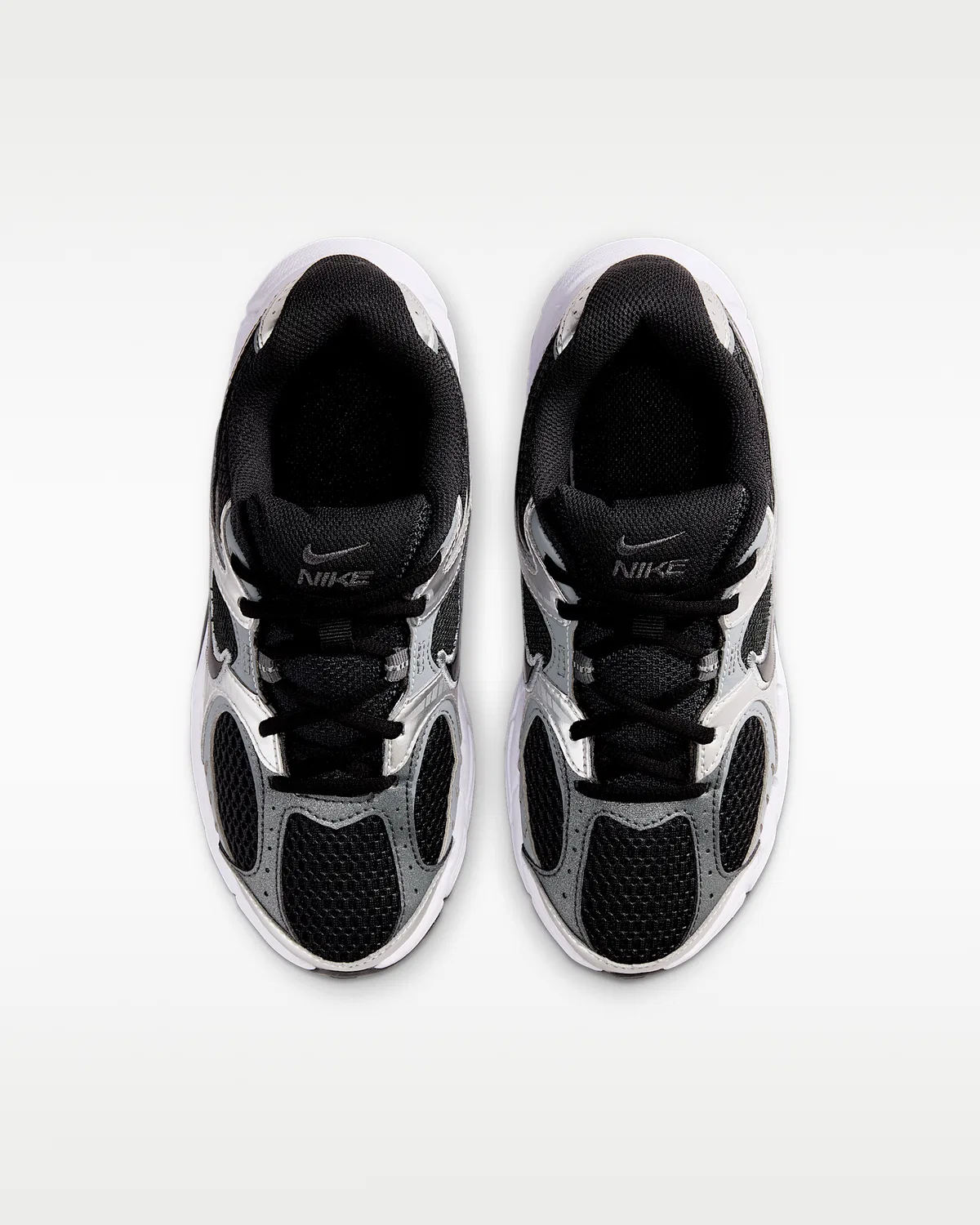 Детские кроссовки Nike V5 RNR, Black/Anthracite/Smoke Grey/Black — фото 4