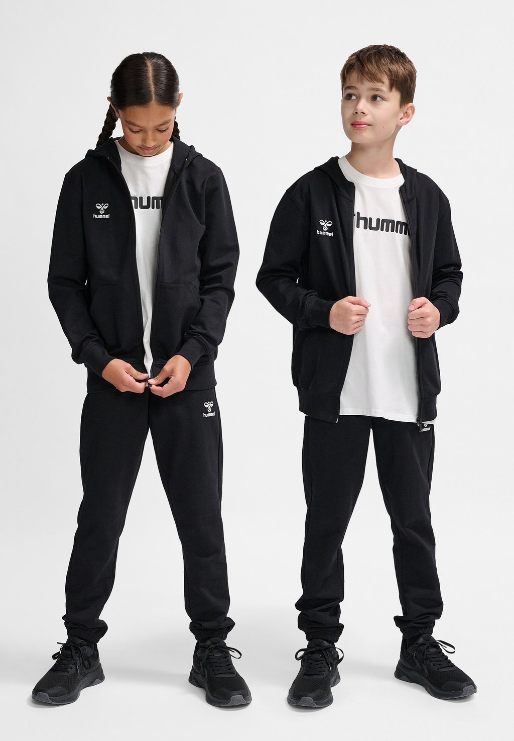 

Толстовка 2.0 ZIP Hummel, цвет black