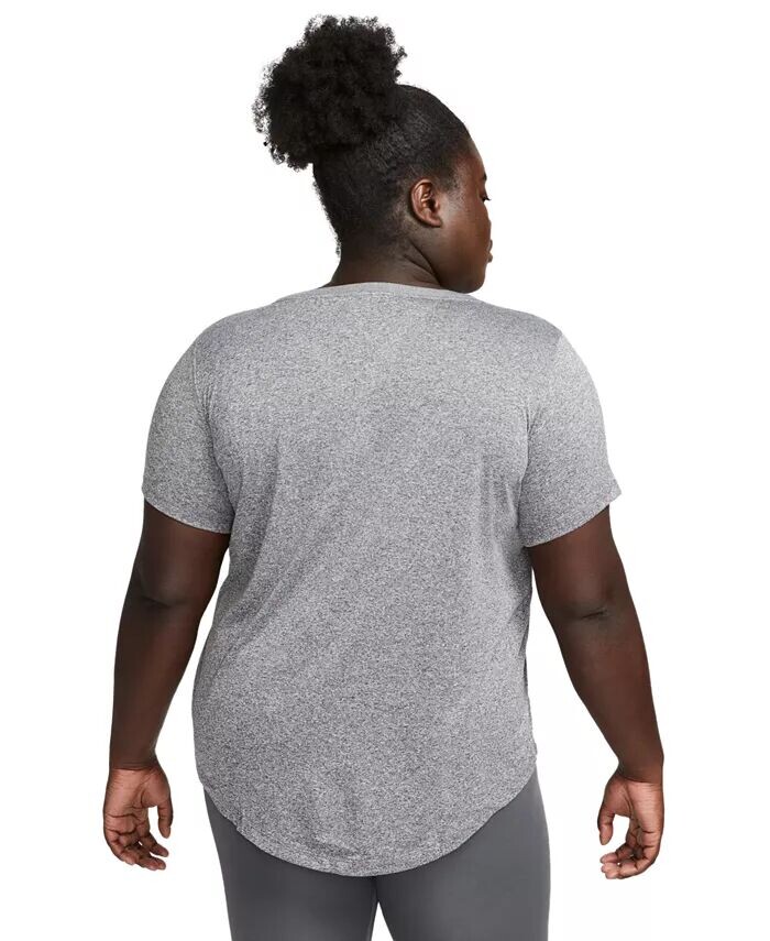 Женская футболка с короткими рукавами Active Dri-FIT больших размеров с логотипом Nike, черный — фото 2