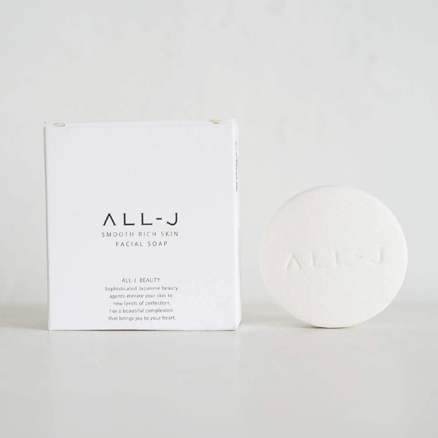 Мыло для лица All-J Smooth Rich Skin Facial Soap, 60 г, для черных точек и пор — фото 2
