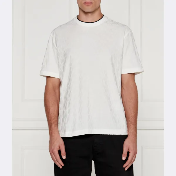 

Футболка стандартного кроя Armani Exchange, белый